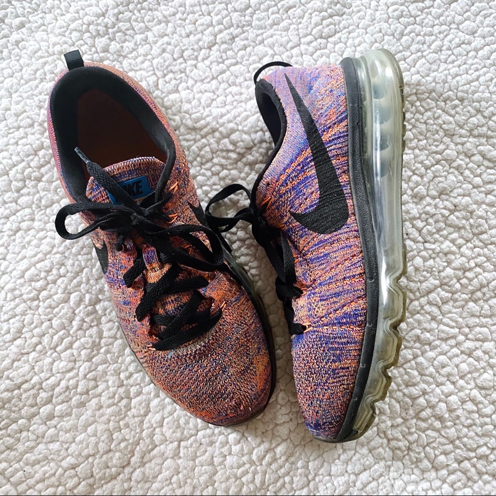 Nike flyknit airmax shoes size mens US 8